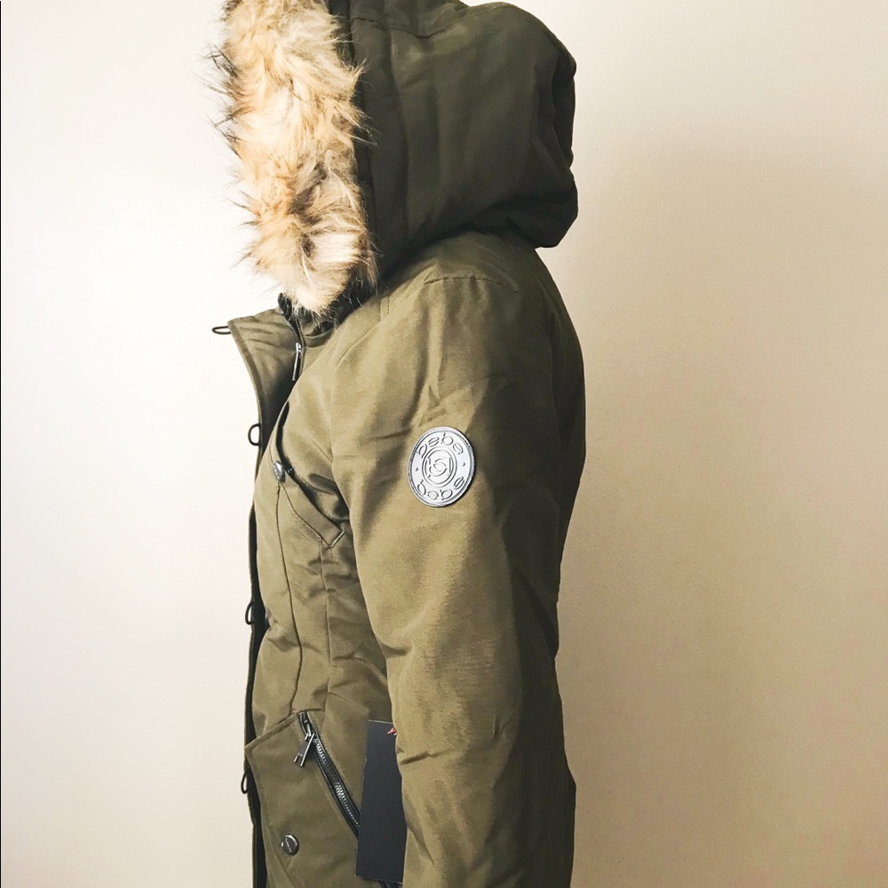 Last one Sz S🌹Bebe warm puffer jacket - Picture 5 of 7