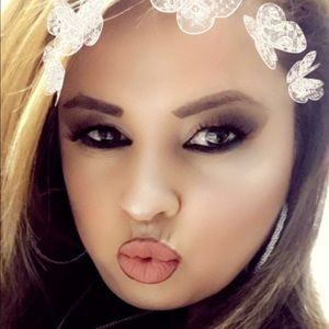 Meet your Posher, Mayra