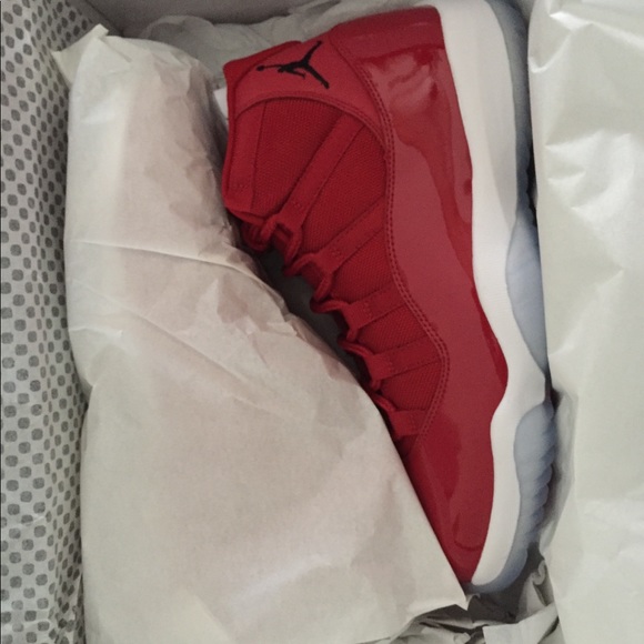 Air Jordan 11 Win Like ‘96 (Gym Red) main image 7