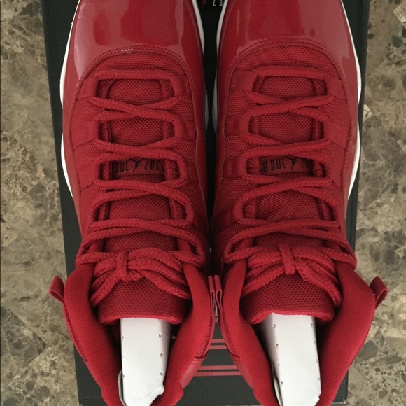 Air Jordan 11 Win Like ‘96 (Gym Red)