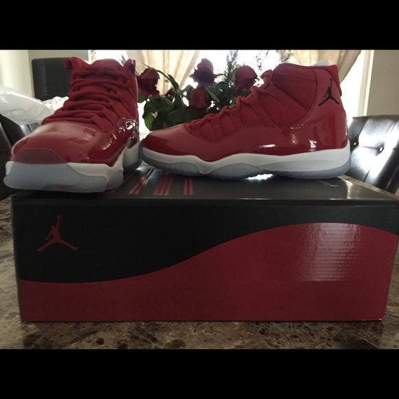 Air Jordan 11 Win Like ‘96 (Gym Red) main image 6