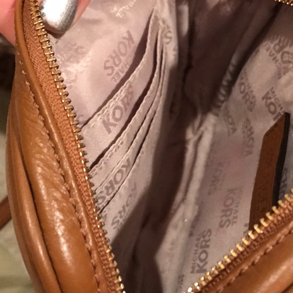 Tan leather Michael Kors satchel - Picture 3 of 6