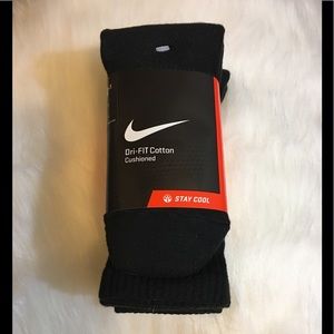 NWT (3) Pack Nike Black Unisex Dri-Fit Cotton Sock