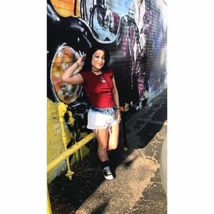 Meet your Posher, Anais