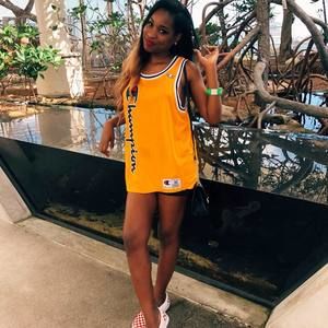 Meet your Posher, Erica