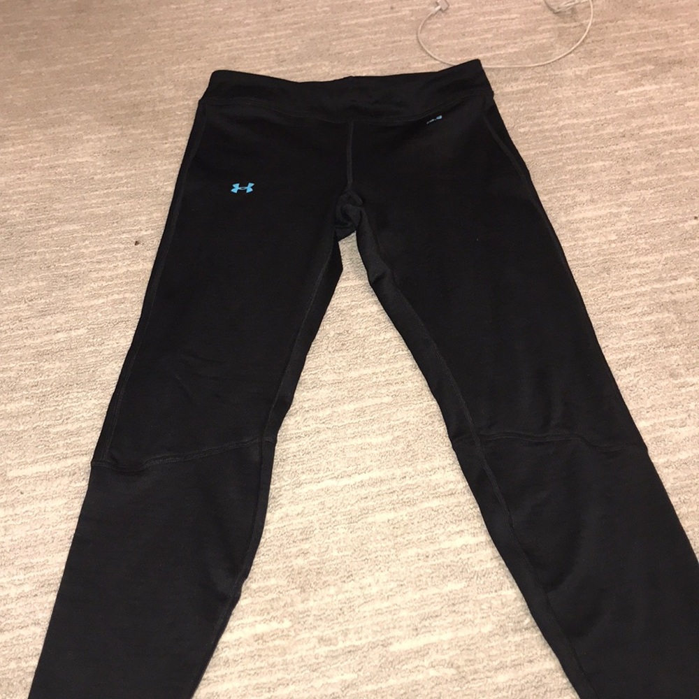 Under Armour workout leggings!