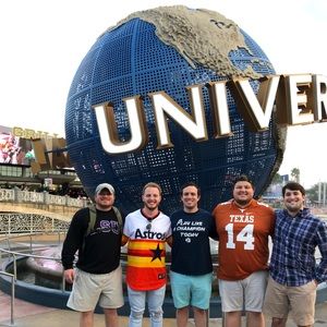 Meet your Posher, Evan