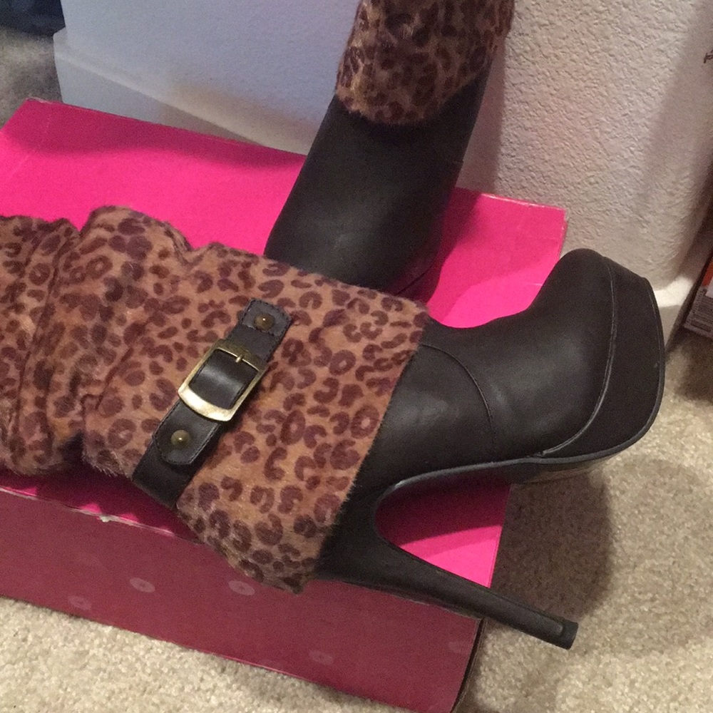 Leopard print boots - Picture 2 of 5