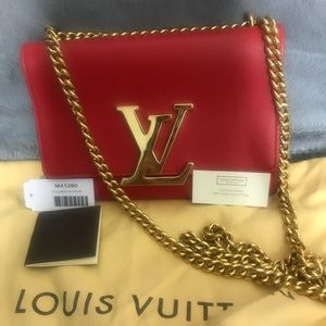 Louis Vuitton calfskin Leather chain bag