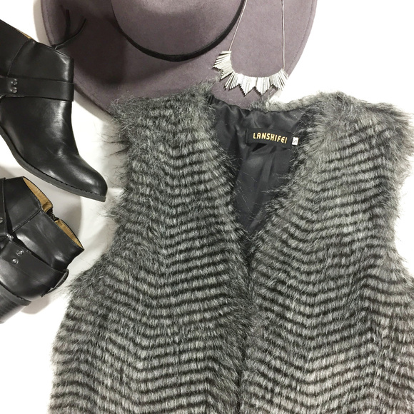 Lanshifei Jackets & Blazers - Lanshifei Gray Faux Fur Vest