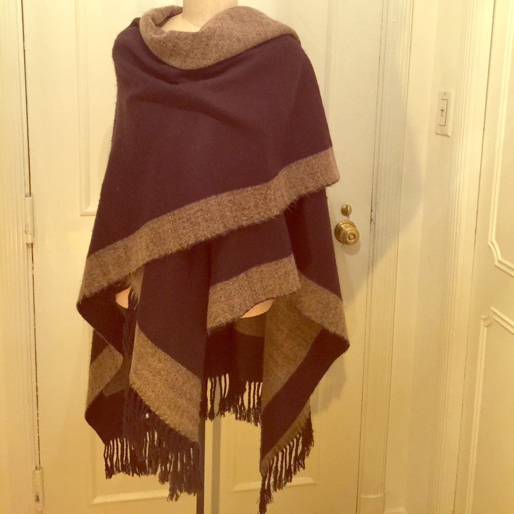 Vintage Reversible Woolen Shall