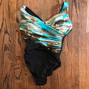 NWOT but w/ liner MIRACLESUIT  20w  $187