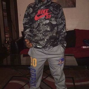 Meet your Posher, Gyton