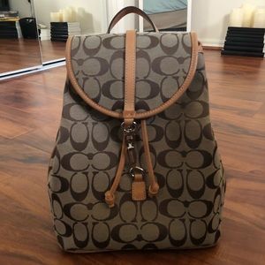 Coach Classic Signature Backpack