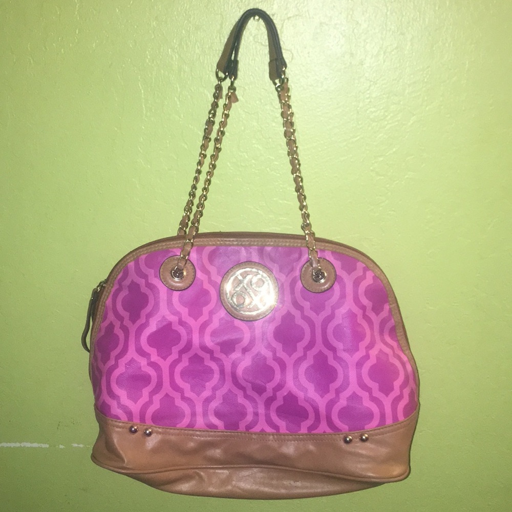 XOXO pink purse in perfect condition!