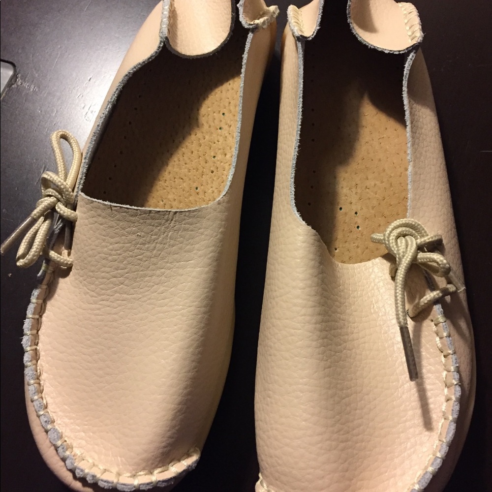 Women’s moccasins