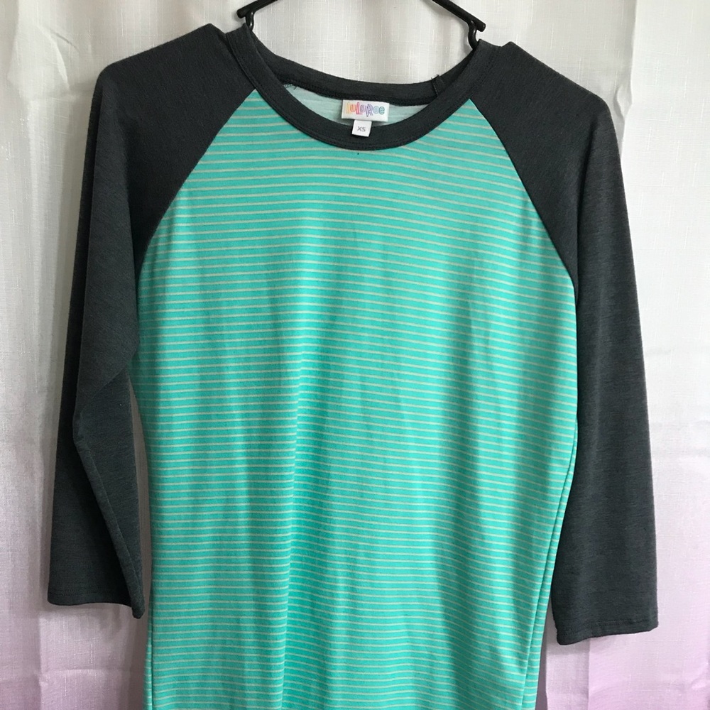 Lularoe Randy - Picture 1 of 3