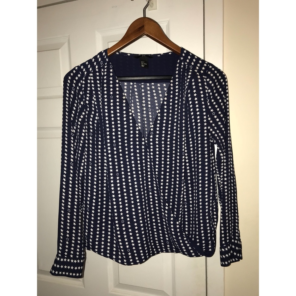 Stars Patterned Wrap Front Top