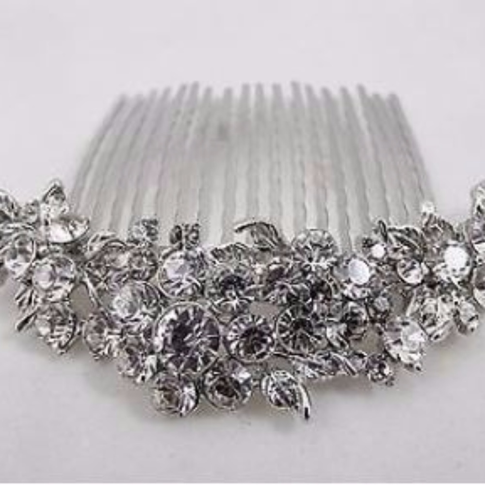 NWOT Shiny Rhinestone Comb