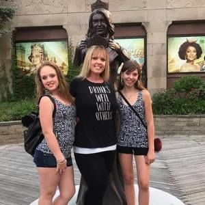 Meet your Posher, Kristina