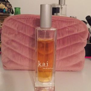 Popular celebrity Kai perfume. Gardenia & tropical