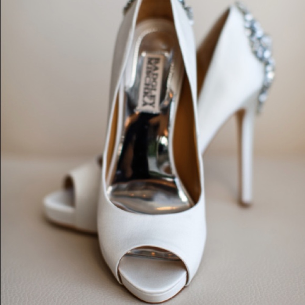 ‘Kiara’ Badgley Mischka Crystal Back Pumps
