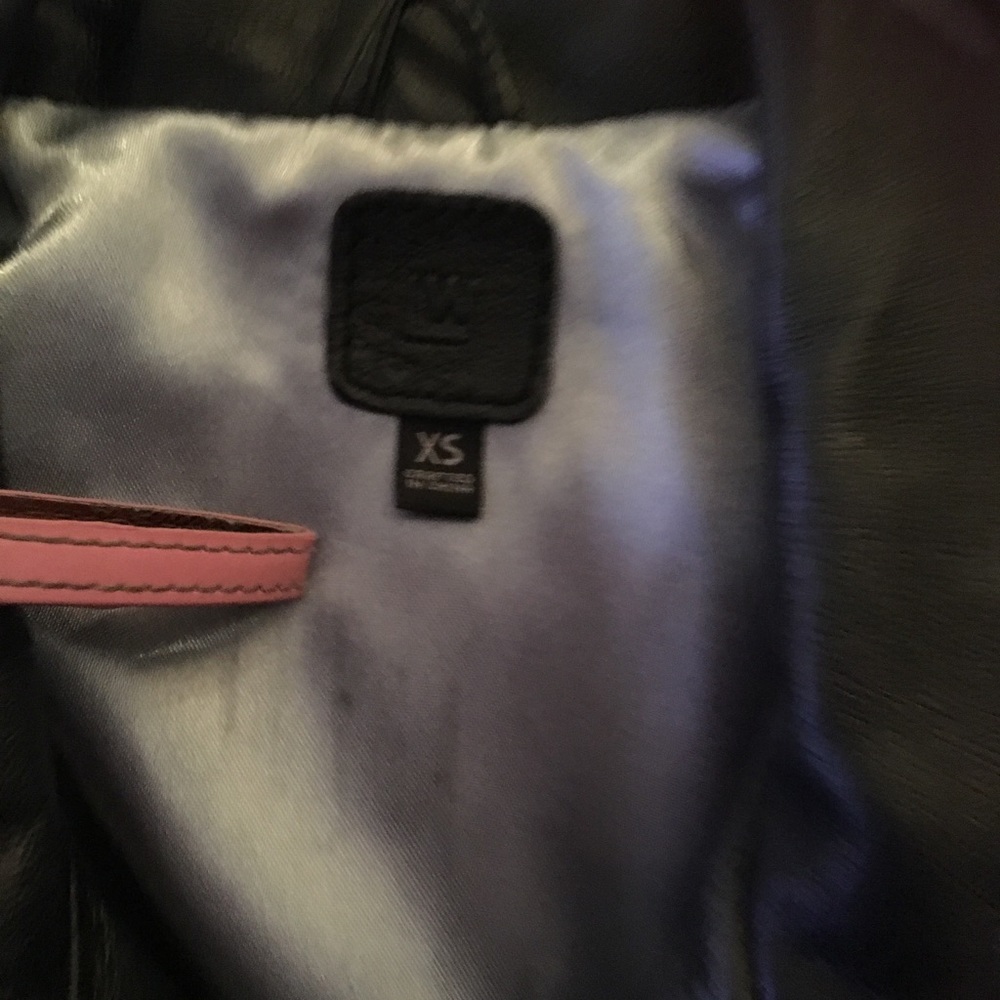 Leather coat - Picture 2 of 6