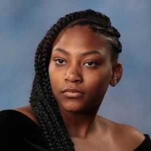 Meet your Posher, Tanjulaye