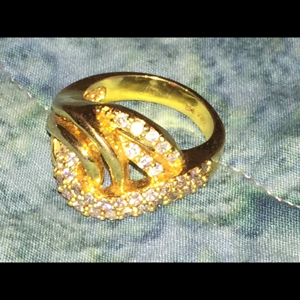 18k gold ring