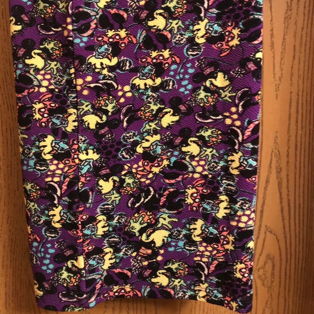 Disney LuLaRoe Cassie Pencil Skirt XL