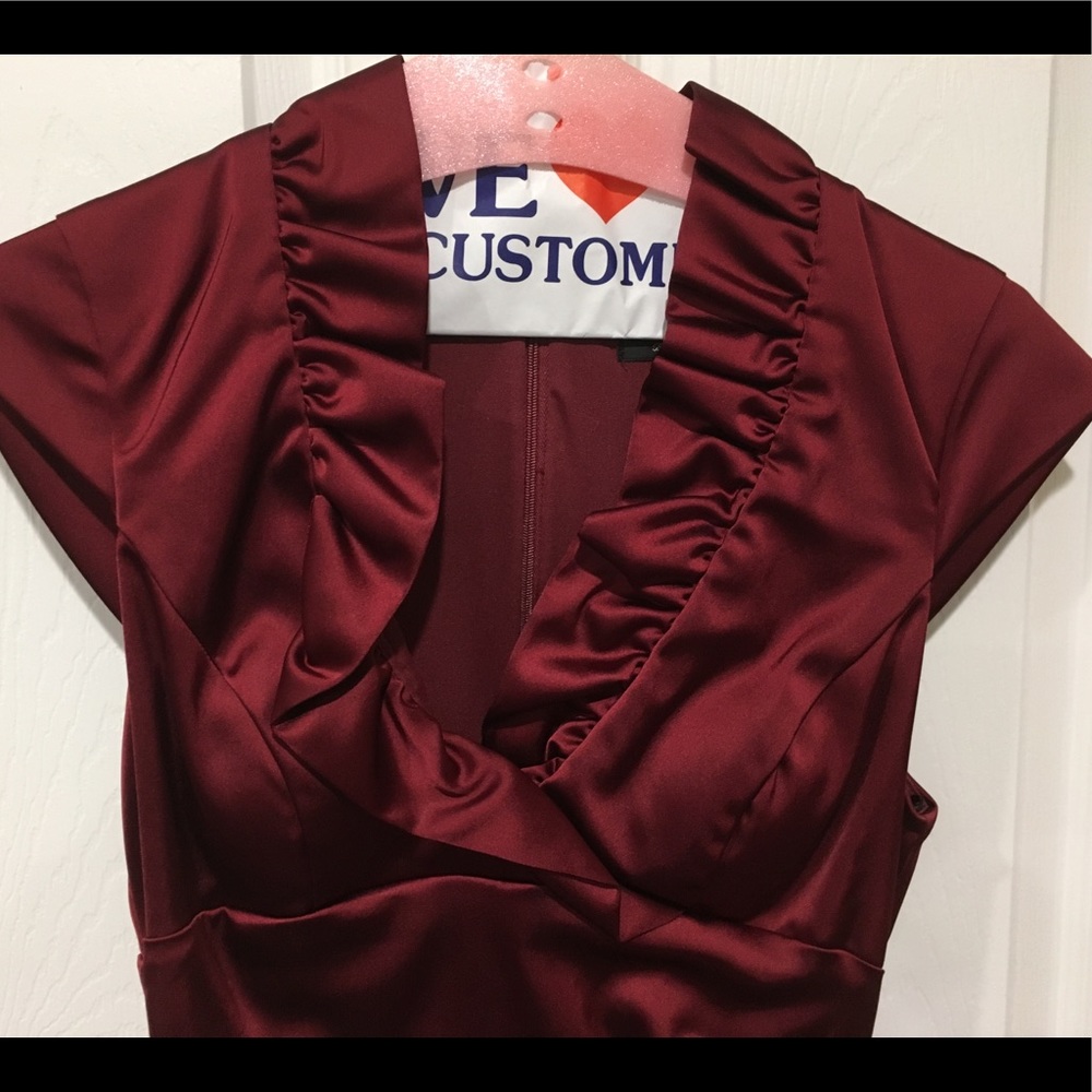 Gorgeous burgundy dress