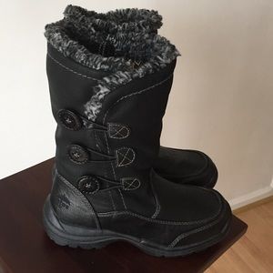 TOTES Boots size 5 1/2