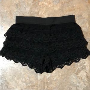 Umgee lace shorts.