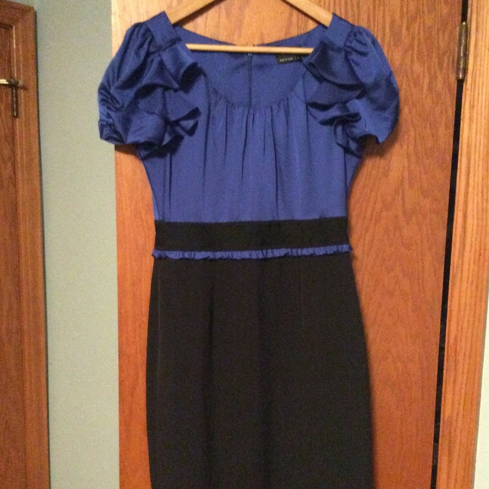 Cute little black and blue dress!