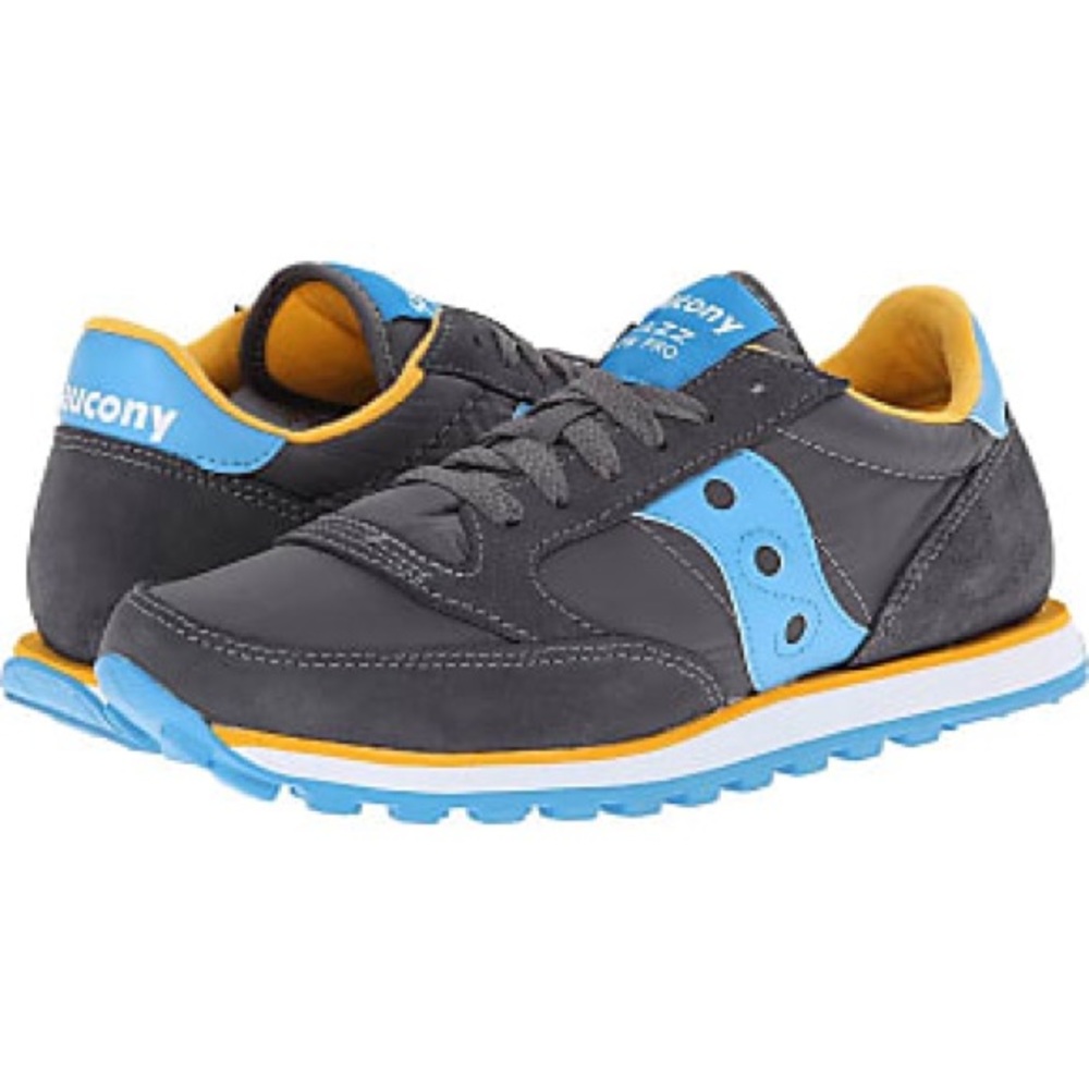 Women's Saucony Jazz tennis- like new!