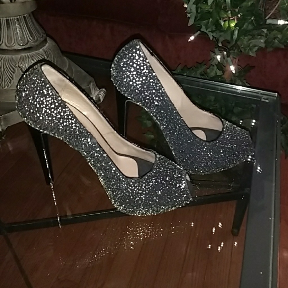 💥SALE💥Gaia D'Este Stiletto Peep Toe Shoes NEW