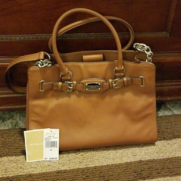 Michael Kors Handbags - Michael kors large tote.