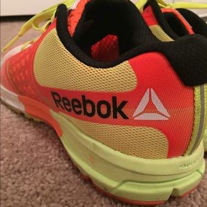 Reeboks One Guide sneakers