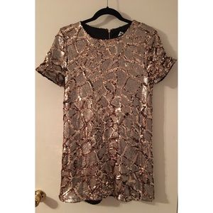 NEW YEARS EVE DRESS 🥂 (runs small)