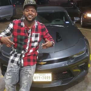 Meet your Posher, Dominick