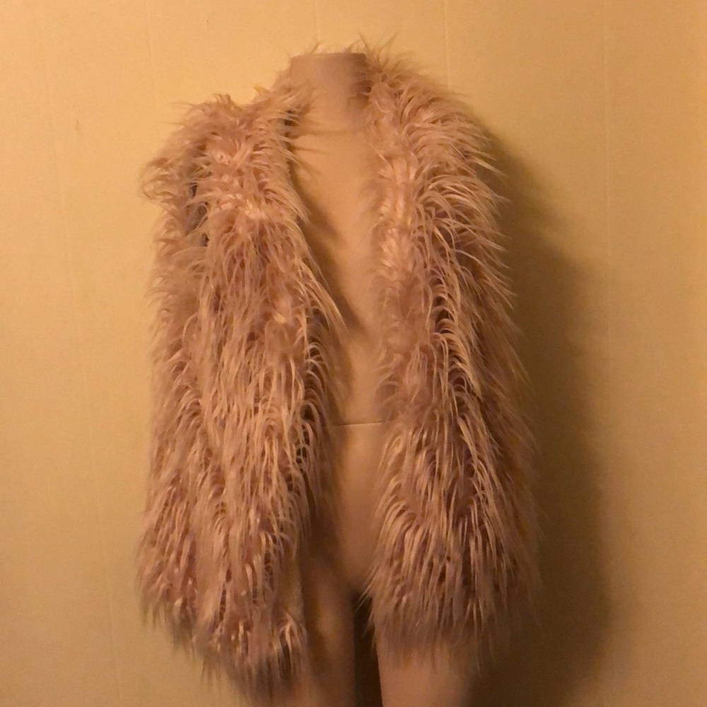 FIERCE Jkt Vegan Natural Color Faux Fur Vest