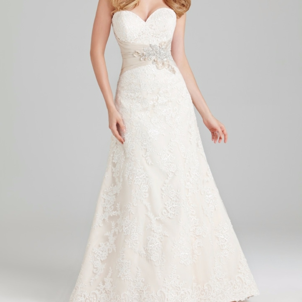 Allure wedding dress