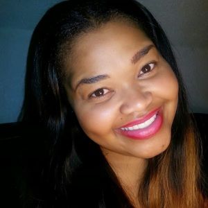 Meet your Posher, Tonya