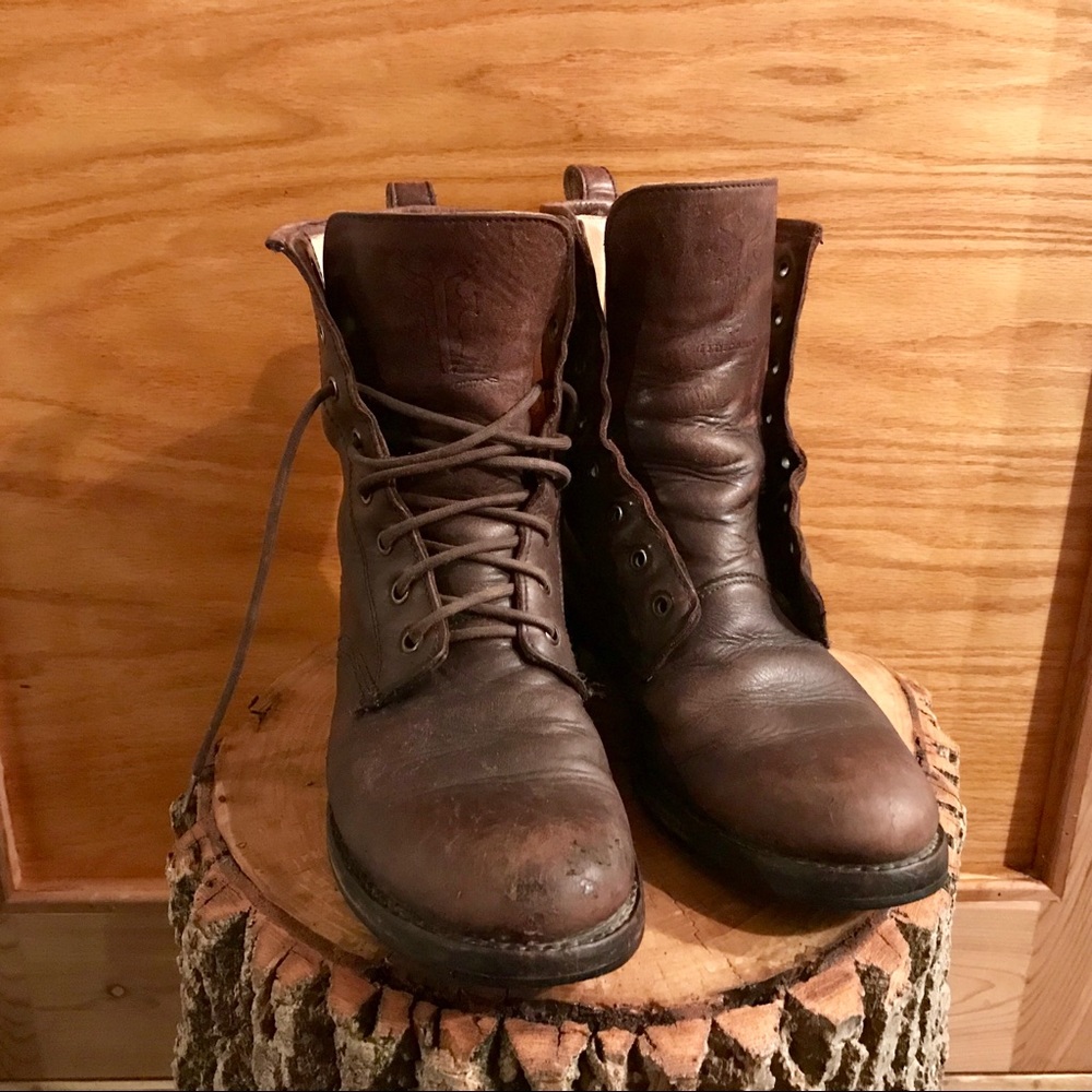 FRYE Veronica Combat boot women’s