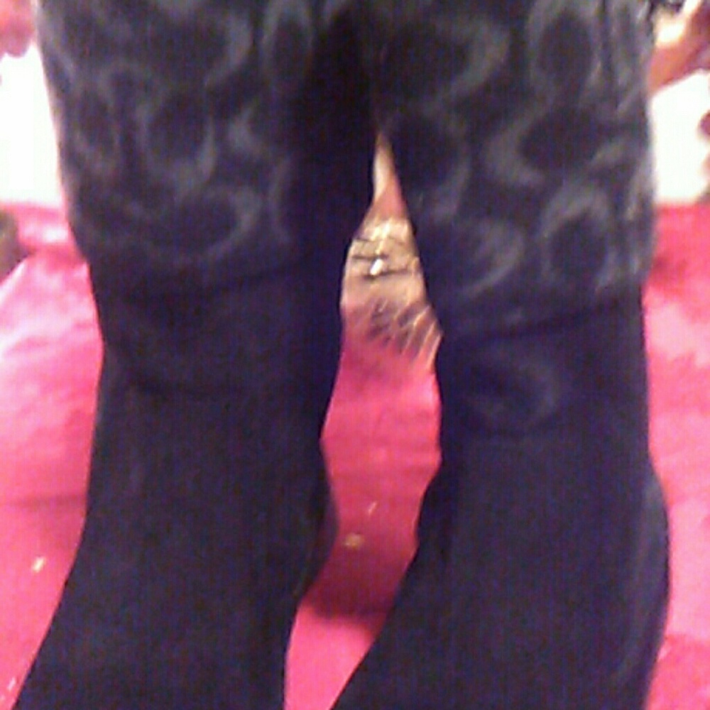 Boots - Picture 3 of 3