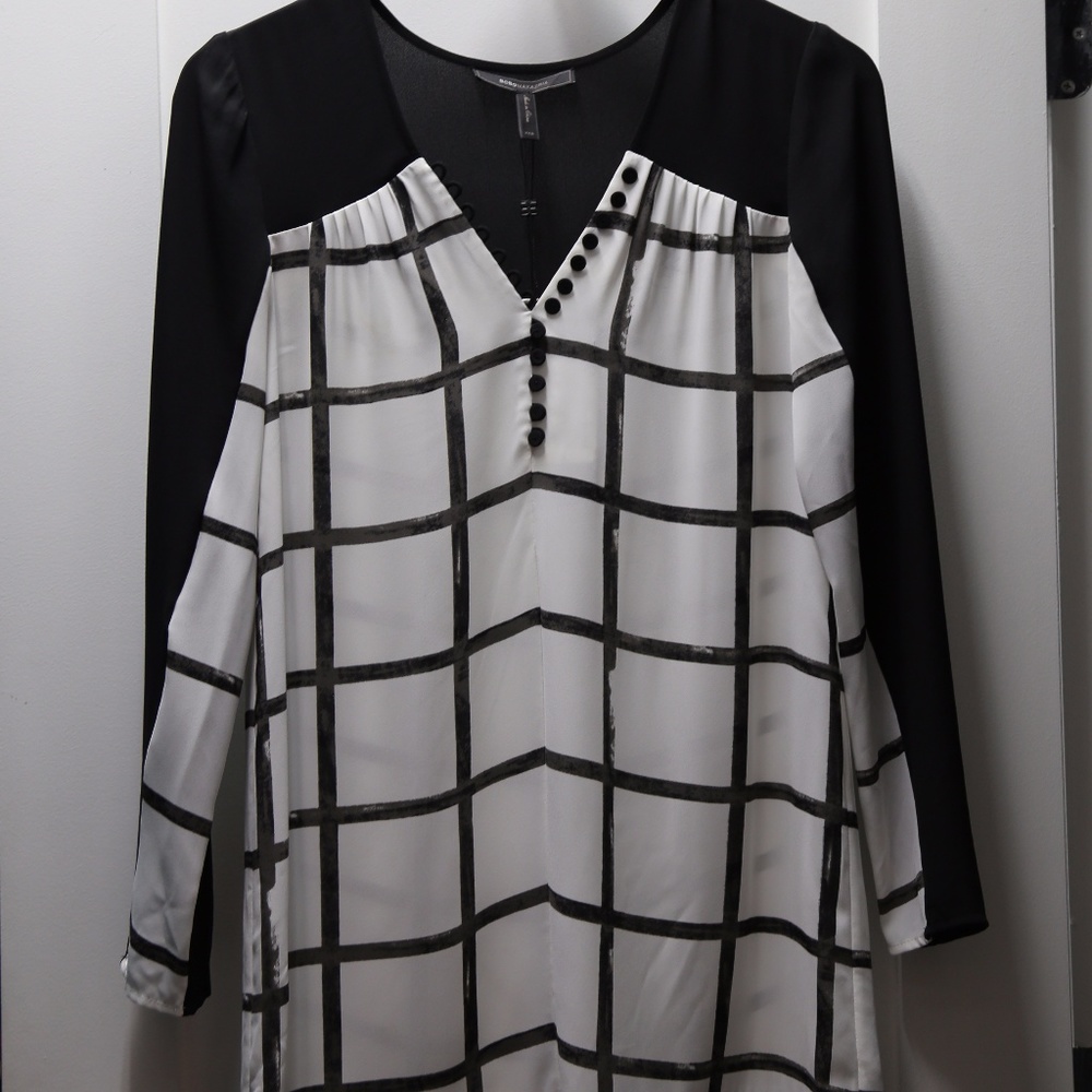 Black and White BCBG Shift Dress (or Tunic)