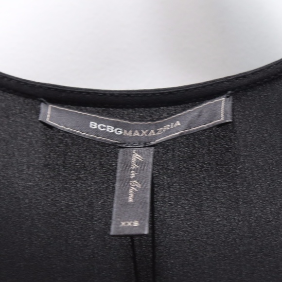 Black and White BCBG Shift Dress (or Tunic) - Picture 2 of 5