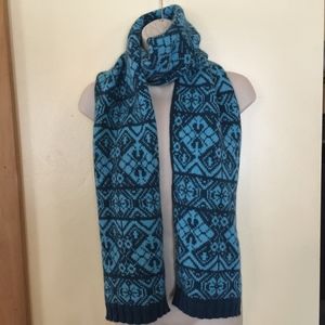 JOHNSTONS OF ELGIN 75% merino,25%angora/NWT