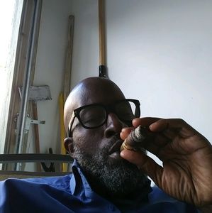 Meet your Posher, Ernest