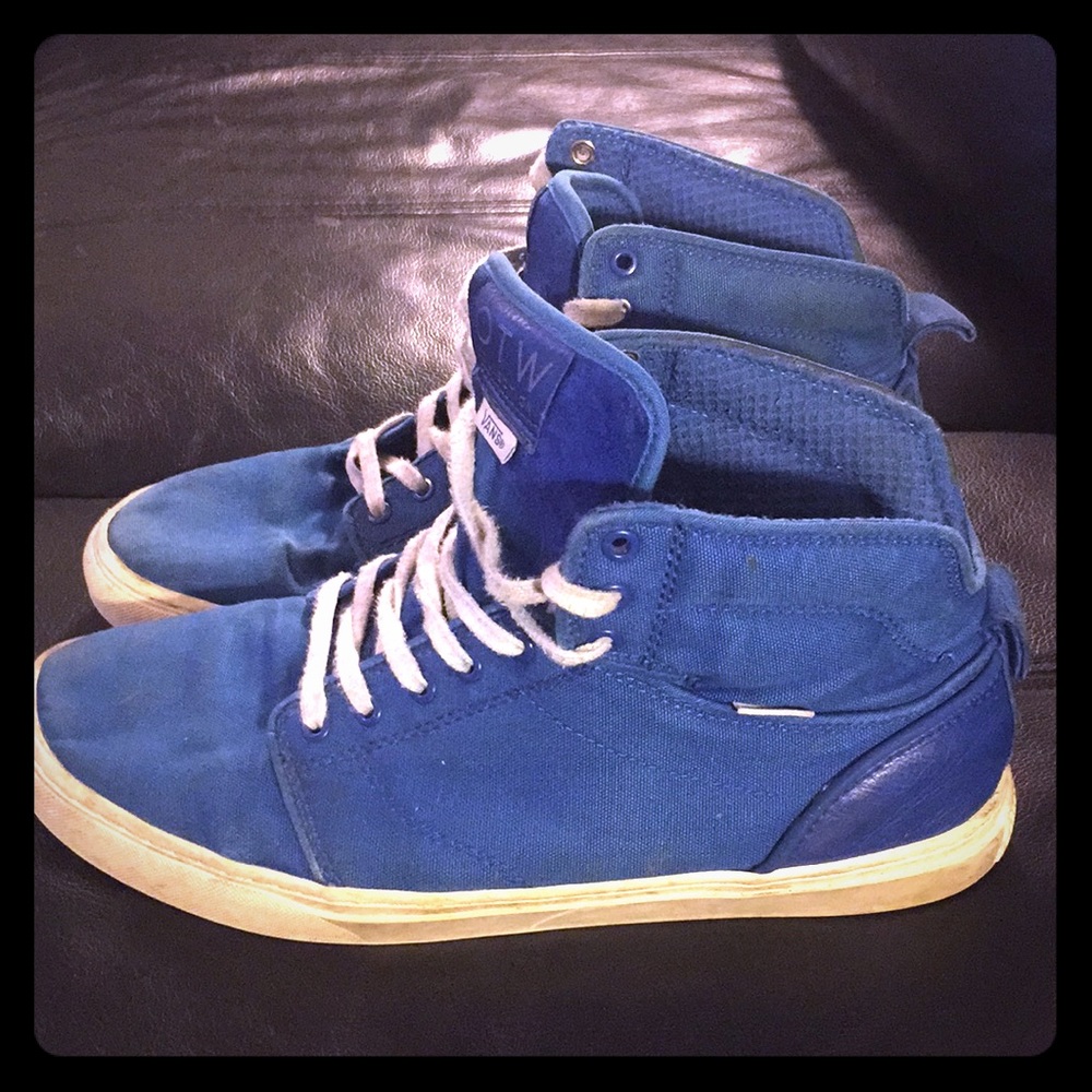 Vans high top blue shoes size 11 must go offer up!